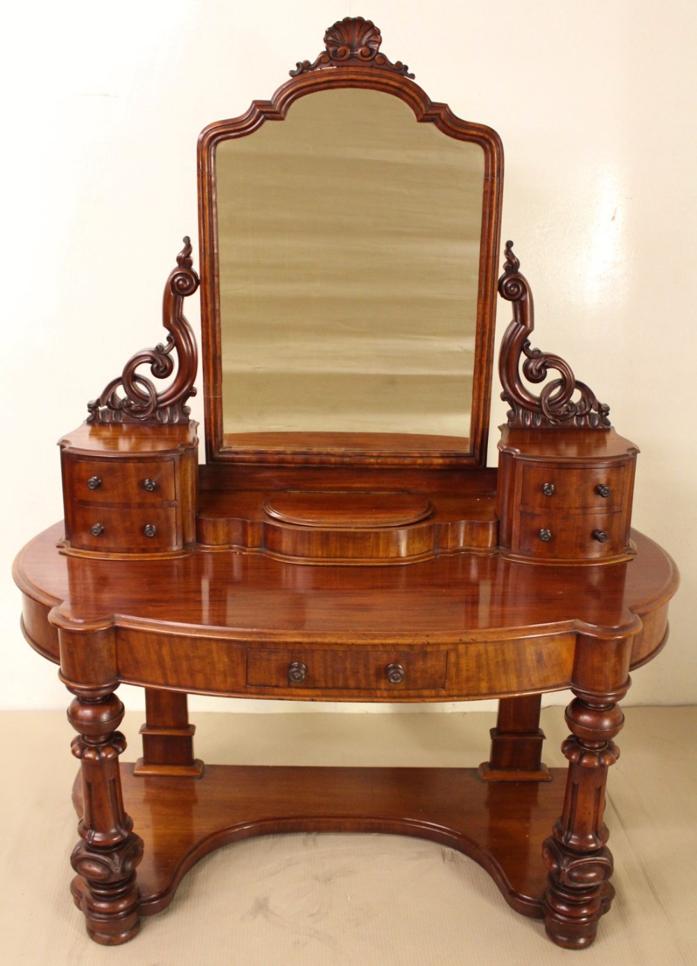 victorian mahogany duchess dressing table