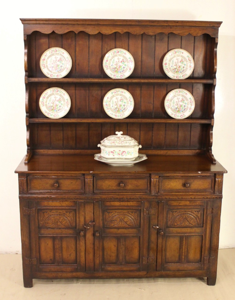 ipswich oak dresser