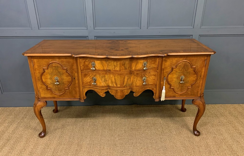 burr walnut sideboard by waring and gillow