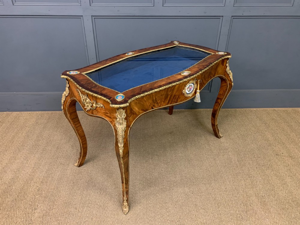 fine 19th century bijouterie table
